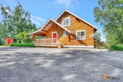 1950 N Byers Cir, Palmer, AK 99645