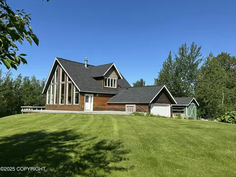 10821 E Valley Crest Dr, Palmer, AK 99645