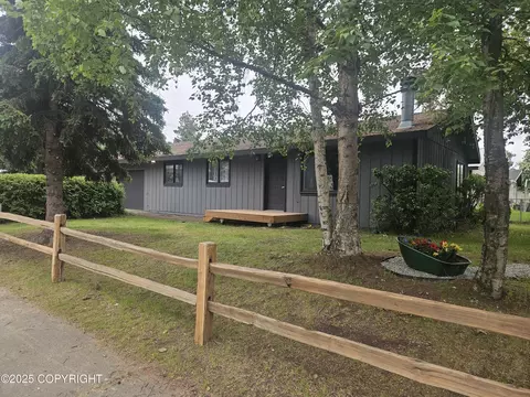 201 Bunn St, Anchorage, AK 99508