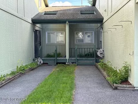 5800 Jennifer Cir, Anchorage, AK 99504