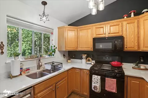 19133 Trail Bay Dr, Eagle River, AK 99577 photo 16