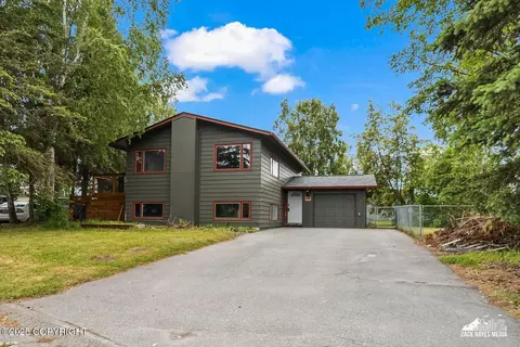 1740 Patterson Ct, Anchorage, AK 99504