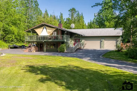 3471 N Seagull Dr, Palmer, AK 99645