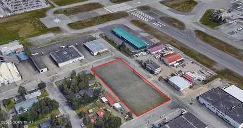890 Orca St, Anchorage, AK 99501