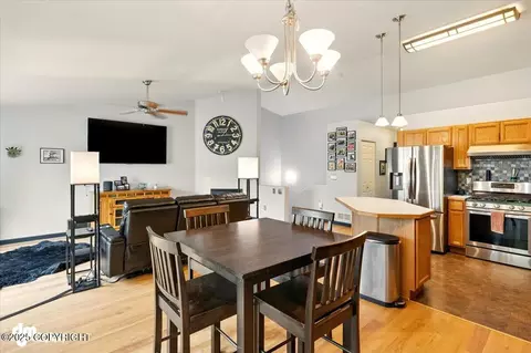 Dining - 5577 Sapphire Loop, Anchorage, AK 99504 photo 2 of 3