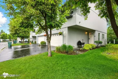 Exterior - 5577 Sapphire Loop, Anchorage, AK 99504 photo 6 of 8