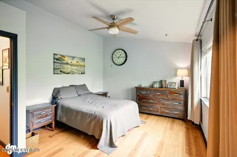 Bedroom - 5577 Sapphire Loop, Anchorage, AK 99504 photo 1 of 2