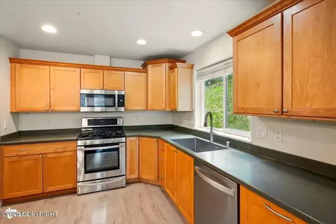 Kitchen - 17231 Alice Loop, Eagle River, AK 99577 photo 2 of 5