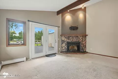 Living - 3681 E 20th Ave, Anchorage, AK 99508 photo 1 of 4