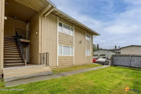 3721 Core Ct, Anchorage, AK 99502 photo 2