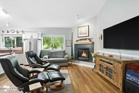 Living - 22471 Centurion Dr, Chugiak, AK 99567 photo 2 of 3