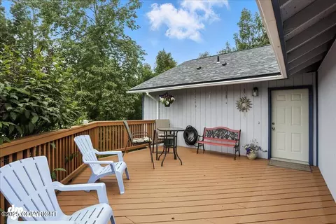 Exterior - 22471 Centurion Dr, Chugiak, AK 99567 photo 2 of 13