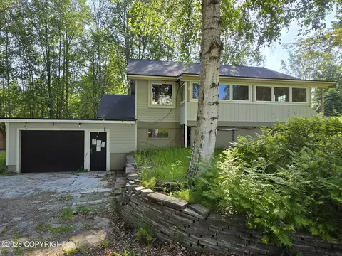 3727 W 74th Ave, Anchorage, AK 99502