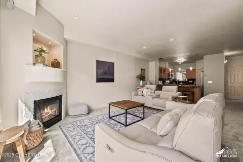 Living - 2159 W 29th Ave # 7, Anchorage, AK 99517 photo 4 of 5