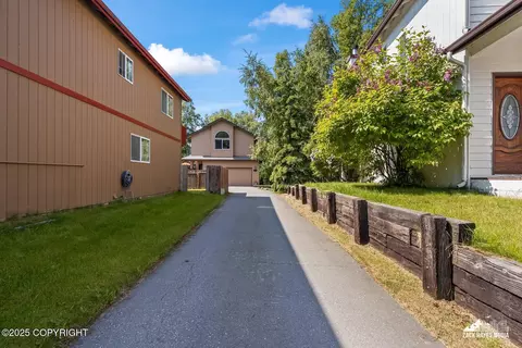 17936 Beaujolais Dr, Eagle River, AK 99577