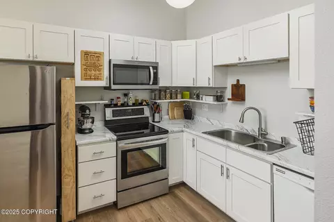 8551 E 4th Ave, Anchorage, AK 99504 photo 14
