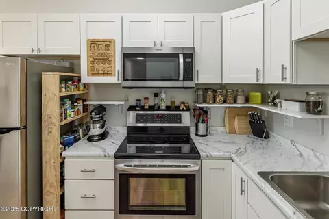 8551 E 4th Ave, Anchorage, AK 99504 photo 13