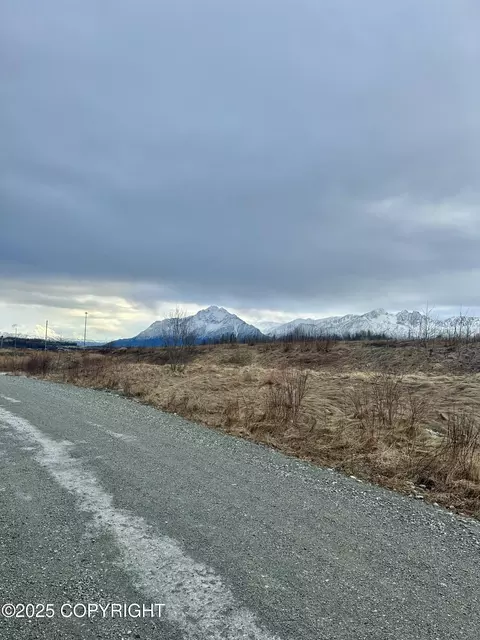 4591 E Greenstreet Cir, Wasilla, AK 99654