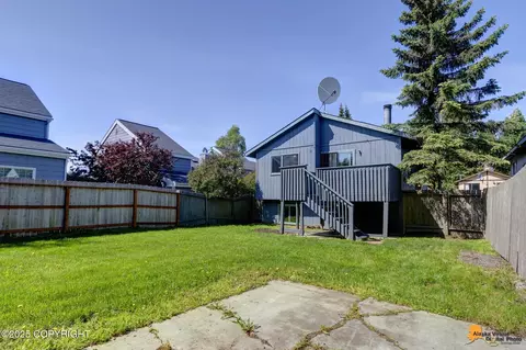 Exterior - 1989 Commodore Dr, Anchorage, AK 99507 photo 7 of 10