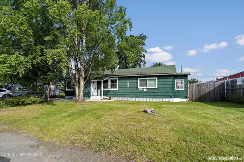 1801 Cleveland Ave, Anchorage, AK 99517