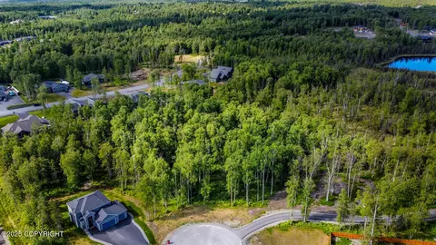 1250 W Sigurd Cir, Wasilla, AK 99654