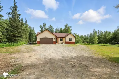 1880 E Bald Eagle Cir, Wasilla, AK 99654