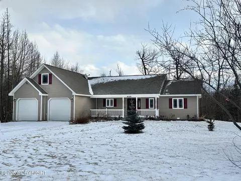 4025 N Hazelwood Cir, Palmer, AK 99645