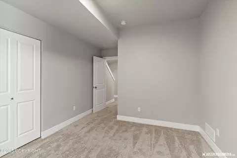 Bedroom - 20218 Eagles Nest Ct, Eagle River, AK 99577 photo 4 of 4