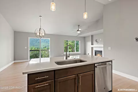Kitchen - 20218 Eagles Nest Ct, Eagle River, AK 99577 photo 4 of 4