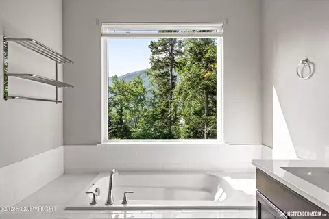 Bath - 20218 Eagles Nest Ct, Eagle River, AK 99577 photo 6 of 6