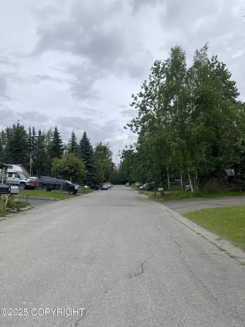 2100 Ivan Dr, Anchorage, AK 99507