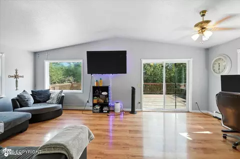 1060 E Mcadoo Way, Wasilla, AK 99654