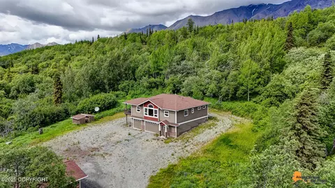 45445 W Glenn Hwy, Chickaloon, AK 99674