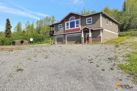 45445 W Glenn Hwy, Chickaloon, AK 99674