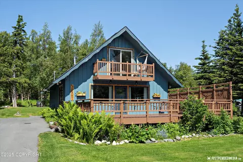 7801 Cox Dr, Anchorage, AK 99516