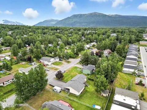 View/Area - 11524 Lower Sunny Cir, Eagle River, AK 99577 photo 1 of 5