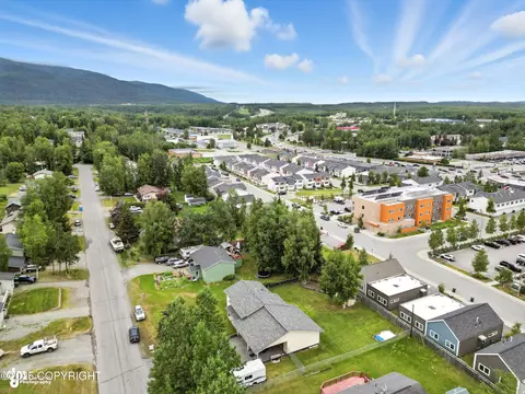 View/Area - 11524 Lower Sunny Cir, Eagle River, AK 99577 photo 2 of 5