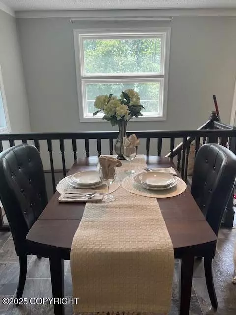 Dining - 19237 Beverly Ave, Chugiak, AK 99567 photo 1 of 2