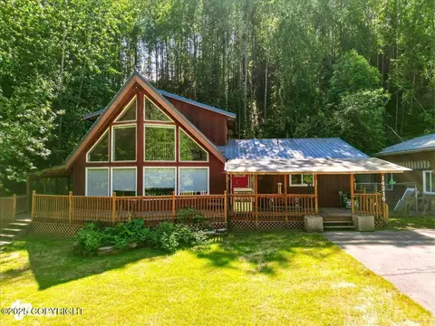 14216 W Norcross St, Big Lake, AK 99623