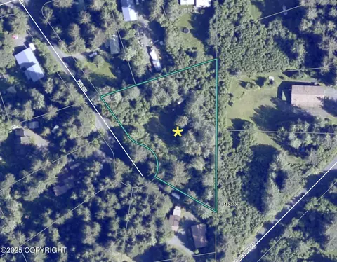 10604 Fox Cir, Seward, AK 99664