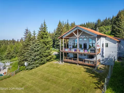 2500 W Highland Dr, Homer, AK 99603