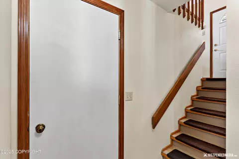 Entry Way - 19111 Sarichef Loop, Eagle River, AK 99577 photo 2 of 2