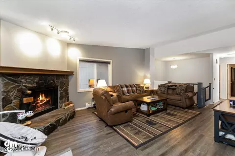 18739 N Lowrie Loop, Eagle River, AK 99577