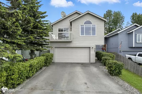9380 Sea Parrot Cir, Anchorage, AK 99515