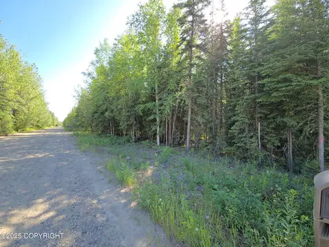 L15 Vfw Street, North Pole, AK 99705