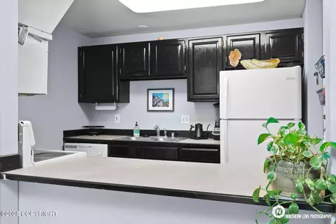 1441 E 17th Ave # 11, Anchorage, AK 99501 photo 4