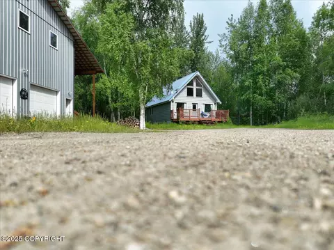 2300 Shay Ct, Fairbanks, AK 99712