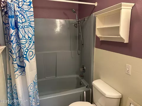 Bath - 321 Eagle Run Loop, Seldovia, AK 99663 photo 5 of 7