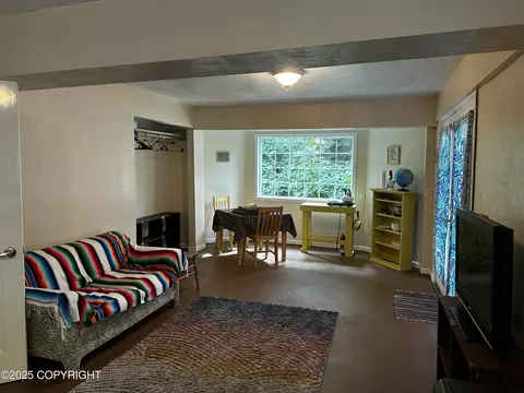 Living - 321 Eagle Run Loop, Seldovia, AK 99663 photo 1 of 4
