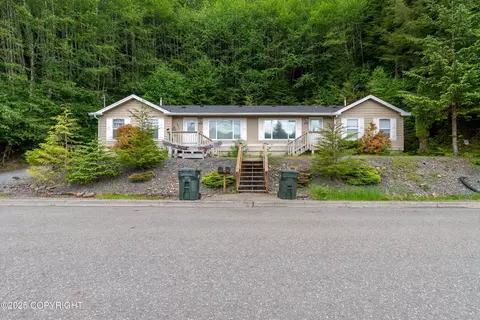 470 N Yorktown Dr, Ketchikan, AK 99901